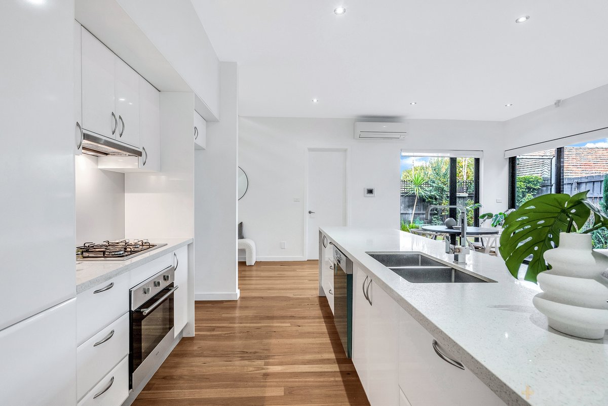 1 / 105a Wickham Road Hampton East - Residential for sale