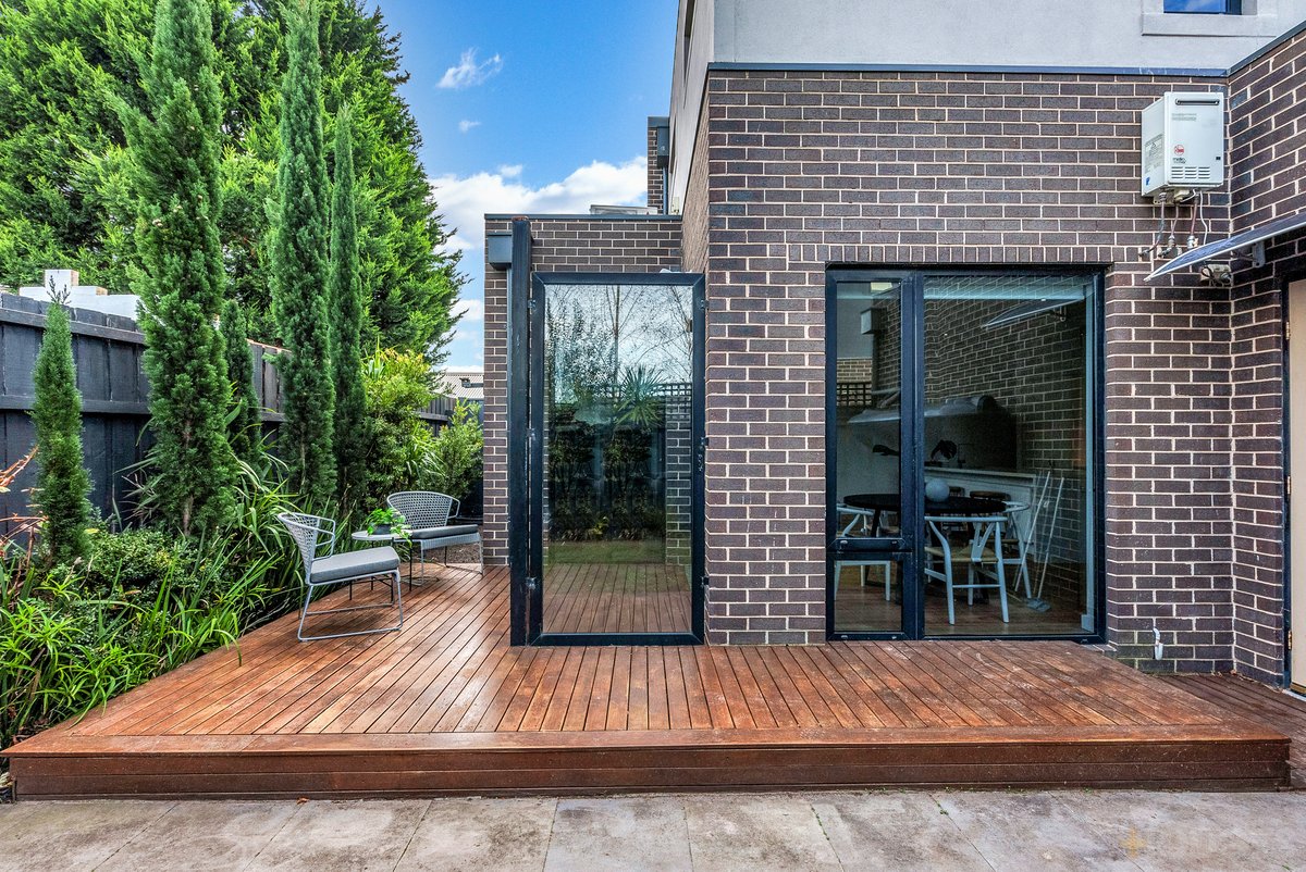 1 / 105a Wickham Road Hampton East - Residential for sale