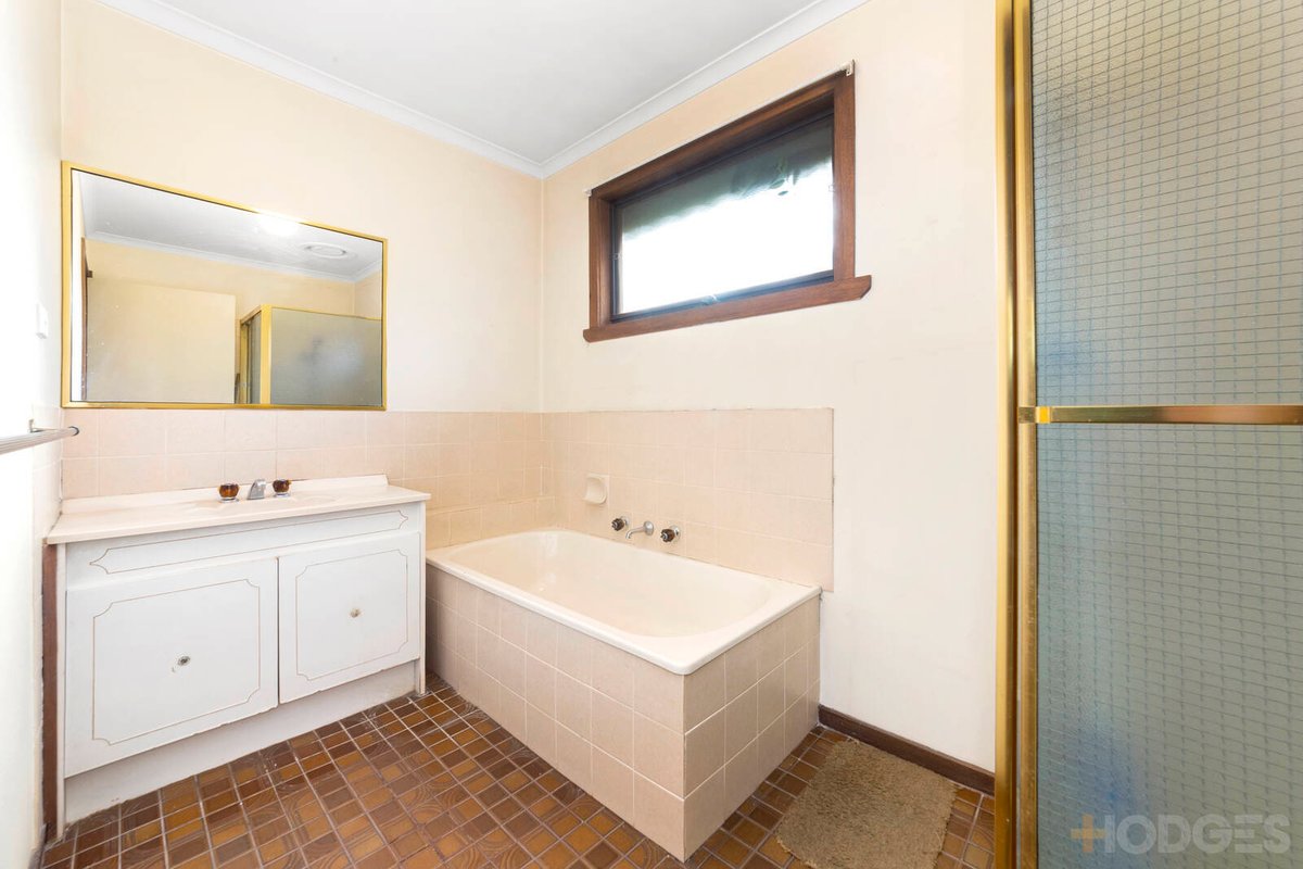 1 / 1126 Nepean Highway Highett - Residential for sale