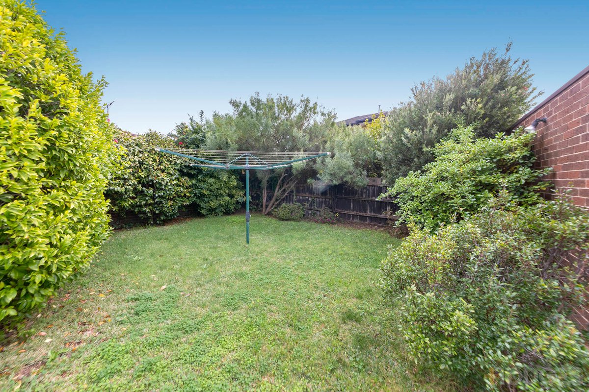 1 / 1126 Nepean Highway Highett - Residential for sale