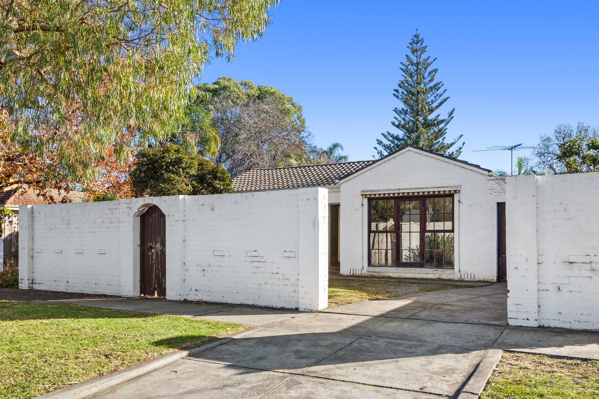1 / 117 Cromer Road Beaumaris - Residential for sale