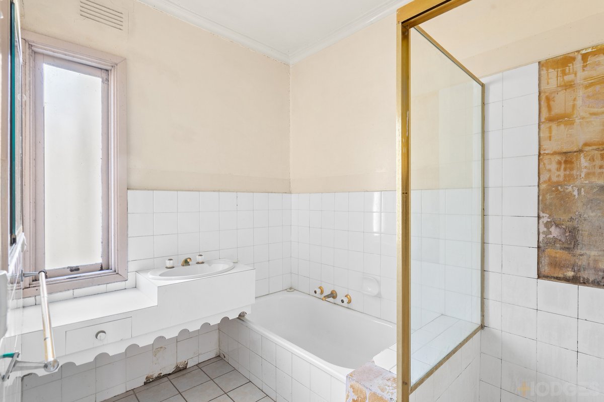 1 / 117 Cromer Road Beaumaris - Residential for sale