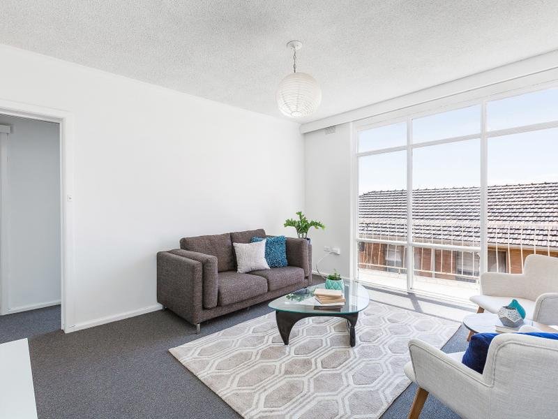 11 / 17 Gordon Street FOOTSCRAY - Residential for sale