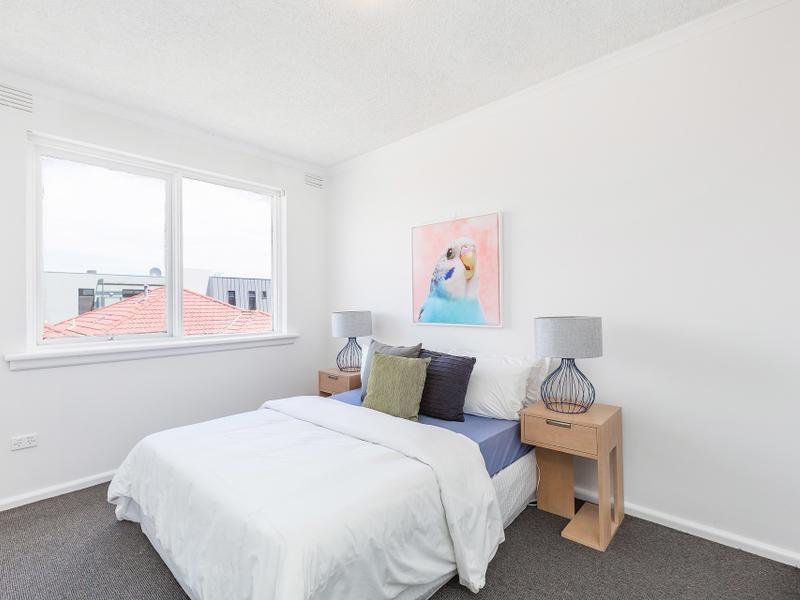 11 / 17 Gordon Street FOOTSCRAY - Residential for sale