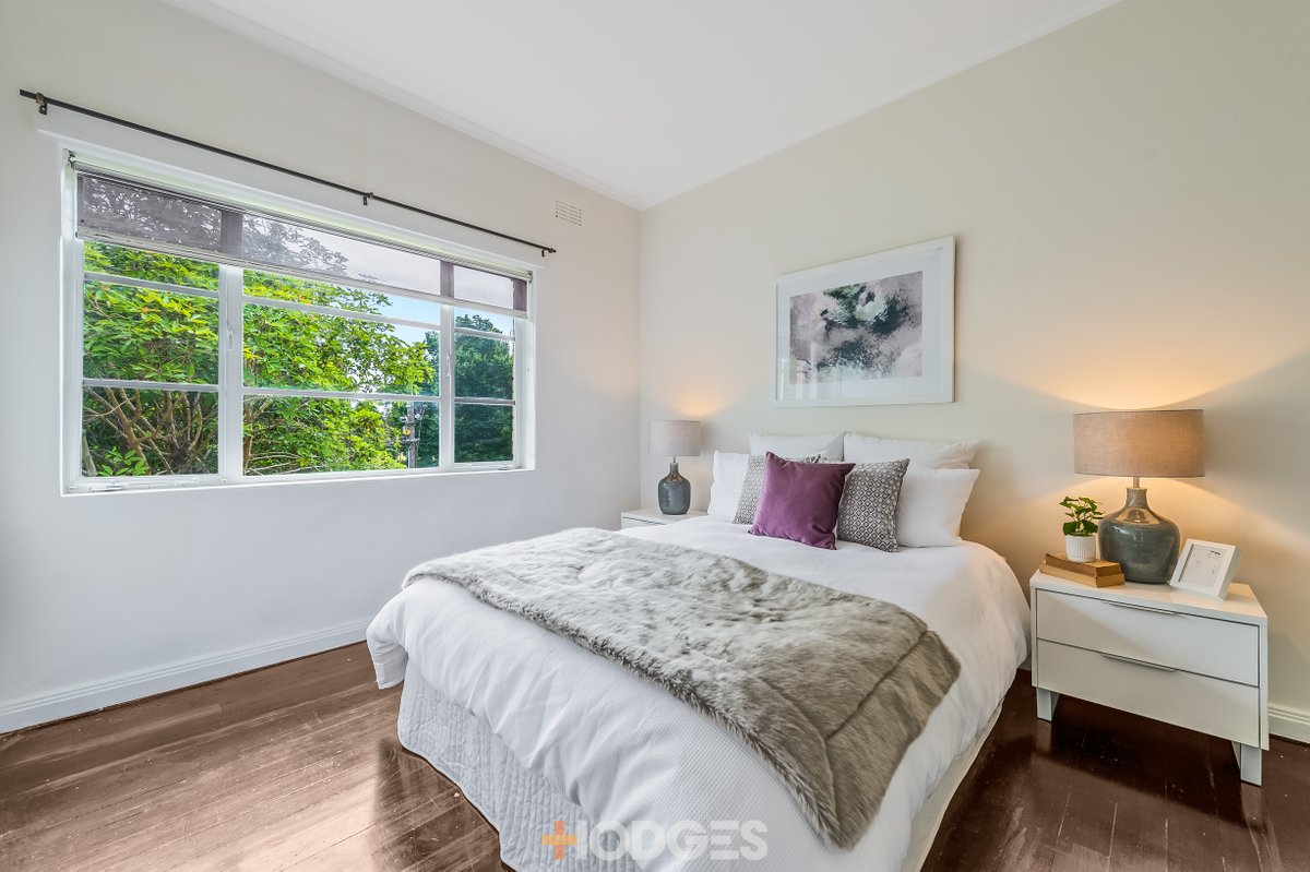 11 / 17 Queens Road MELBOURNE - Residential for sale
