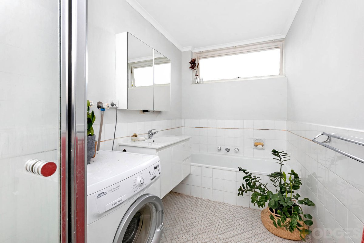 11 / 17 Tivoli Place South Yarra - Residential for sale