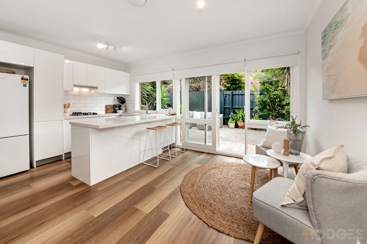 11 / 19-21 Cheltenham Road Black Rock - Residential for sale