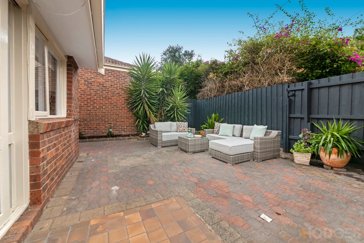 11 / 19-21 Cheltenham Road Black Rock - Residential for sale