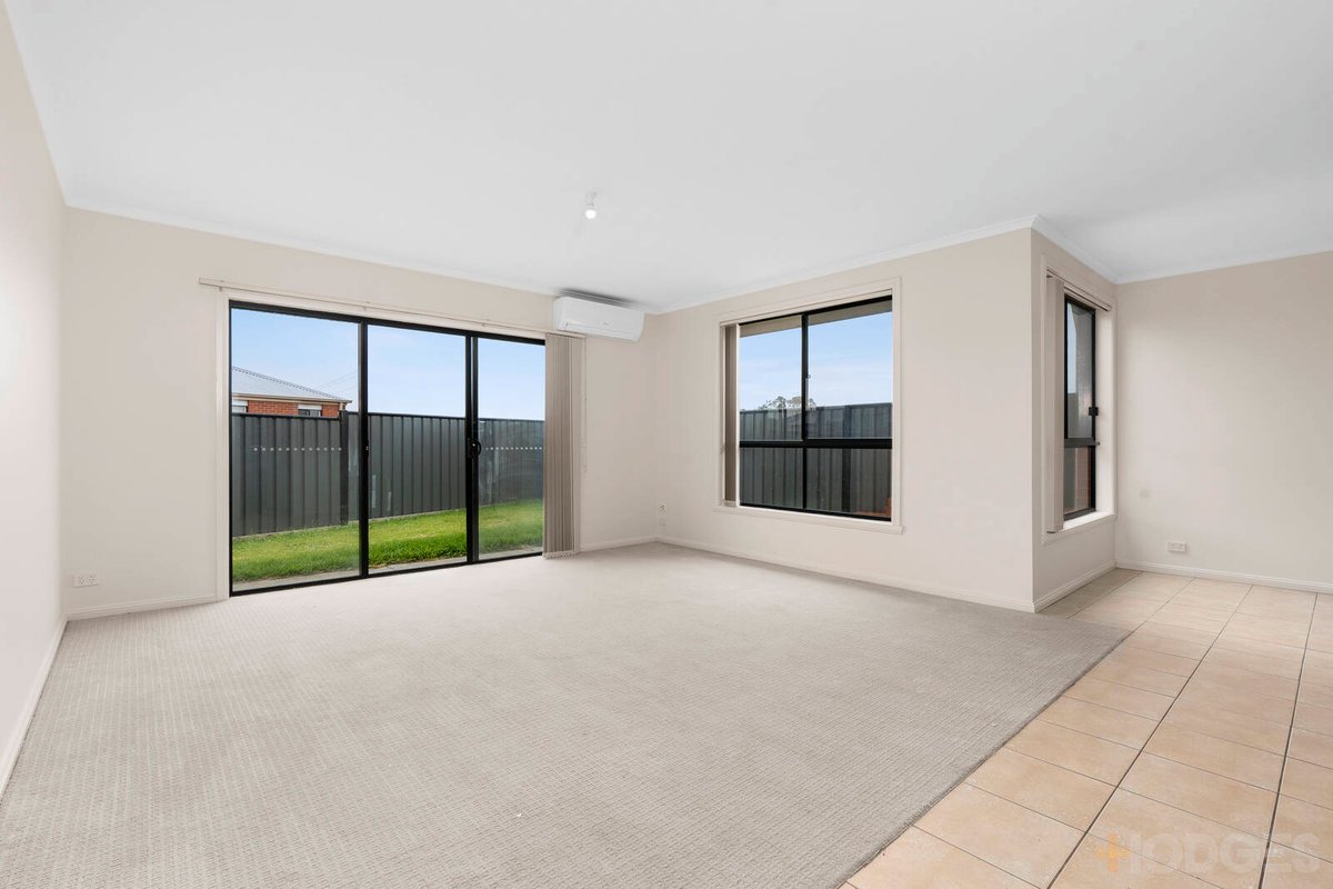 1 / 12 Bella Julia Place Lara - Residential for sale