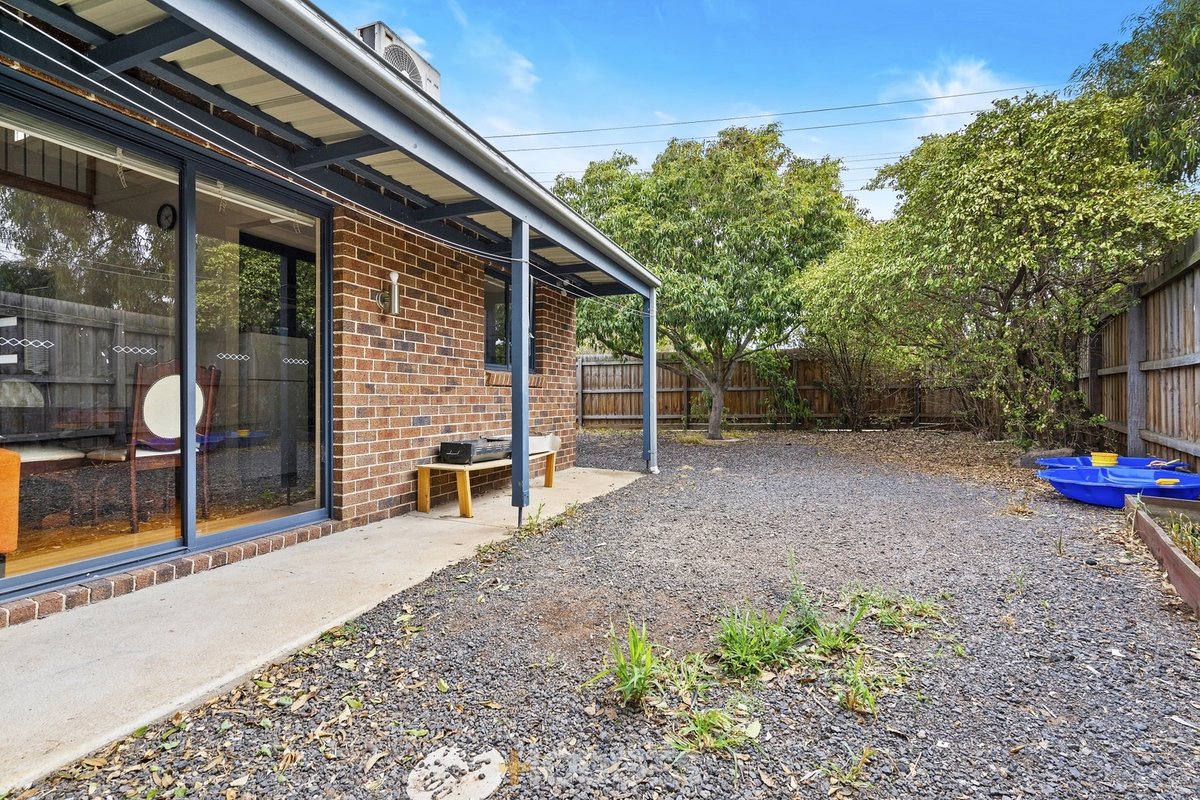 1 / 12 Emily Street St Albans - Residential for sale