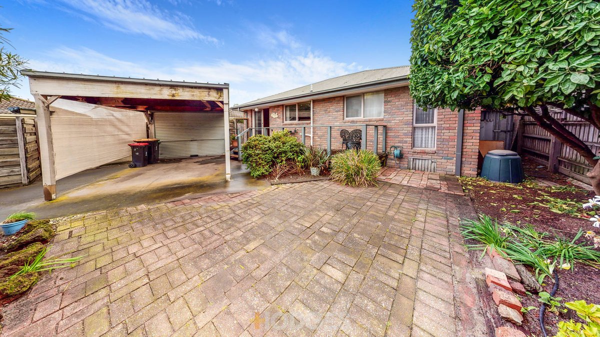 1 / 12 Janice Avenue Cheltenham - Residential for sale