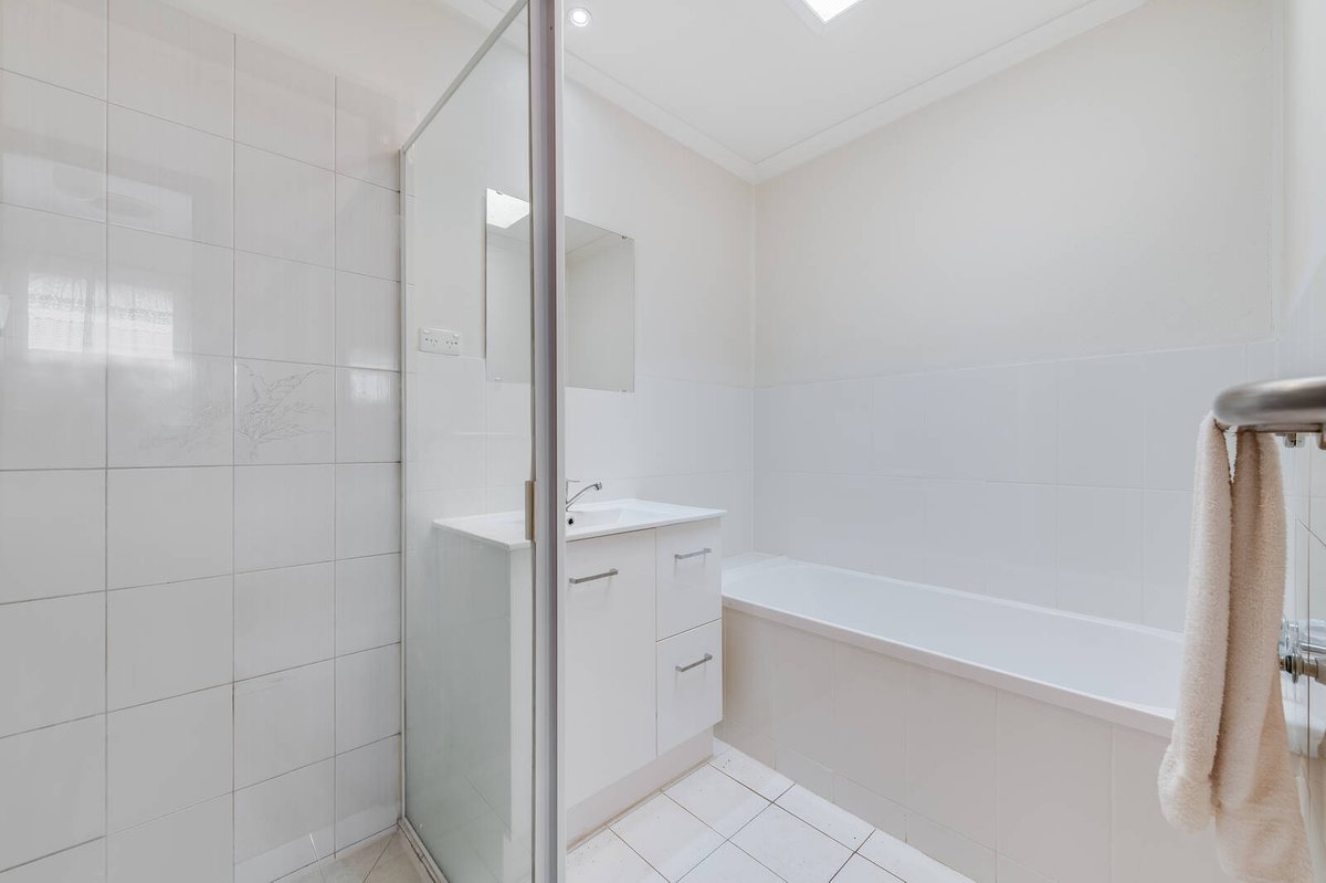 1 / 12 Melanie Drive Werribee - Residential for sale
