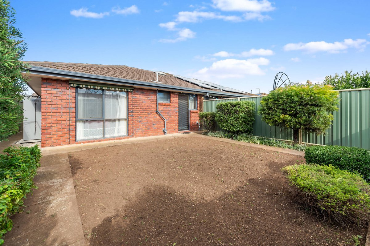 1 / 12 Melanie Drive Werribee - Residential for sale