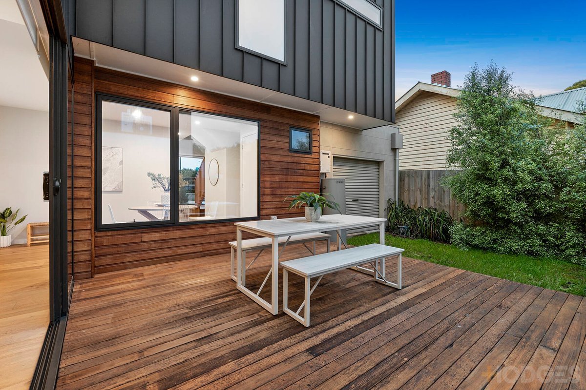 1 / 12 Minerva Road Manifold Heights - Residential for sale
