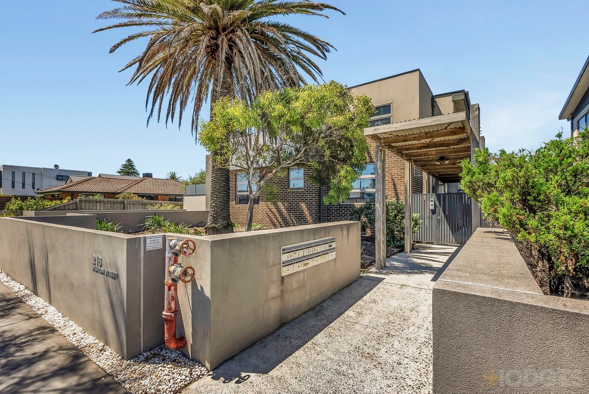 11 / 216 Station Street Edithvale - Residential for sale