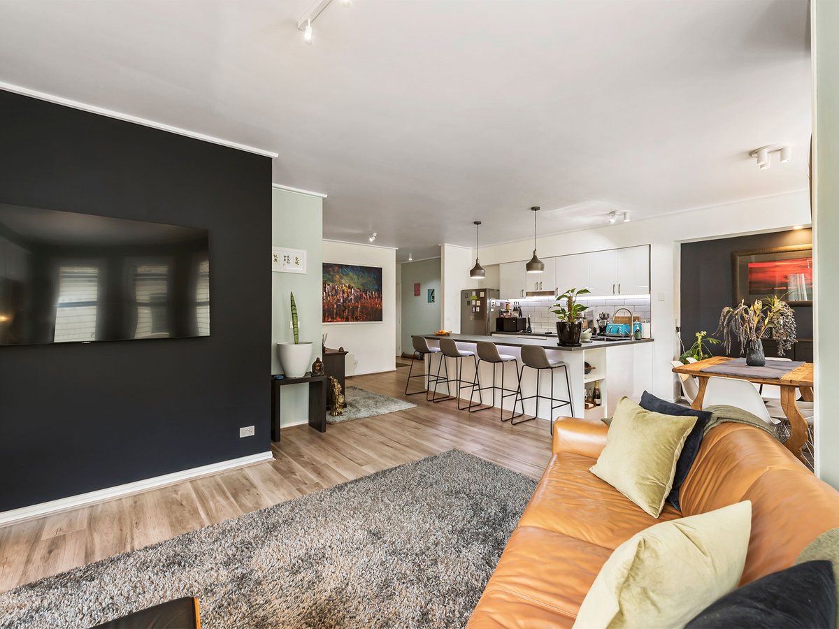 112 / 23 Queens Road MELBOURNE - Residential for sale