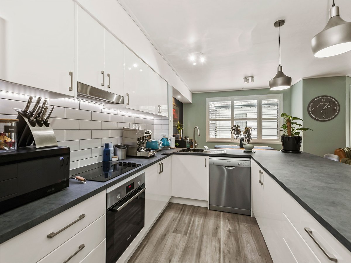 112 / 23 Queens Road MELBOURNE - Residential for sale