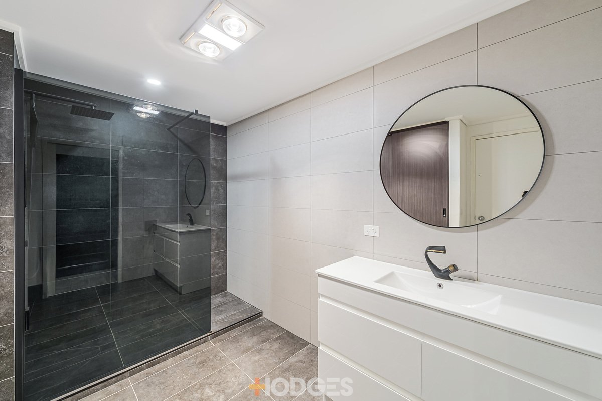 112 / 23 Queens Road Melbourne - Residential for sale
