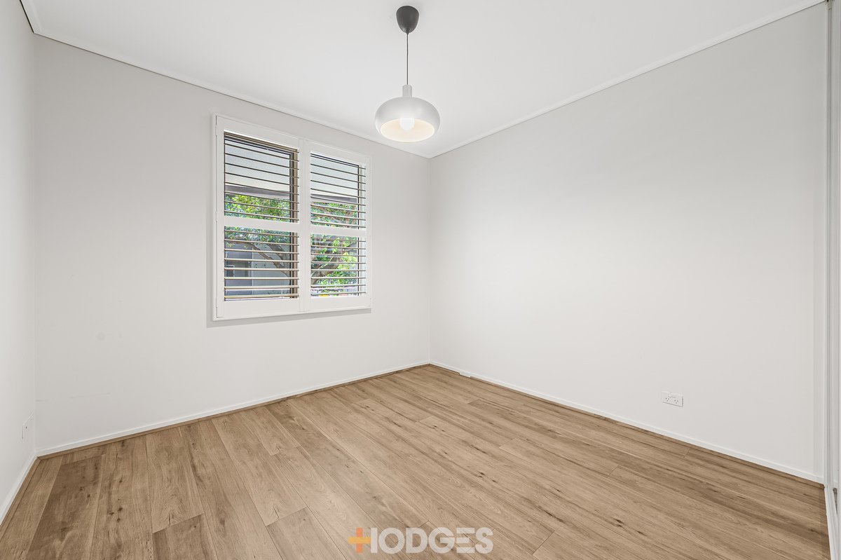 112 / 23 Queens Road Melbourne - Residential for sale