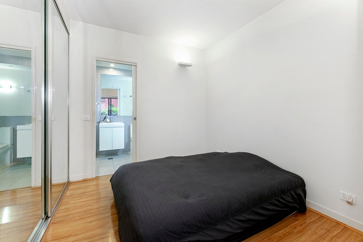 112 / 270 High Street Windsor - Residential for lease