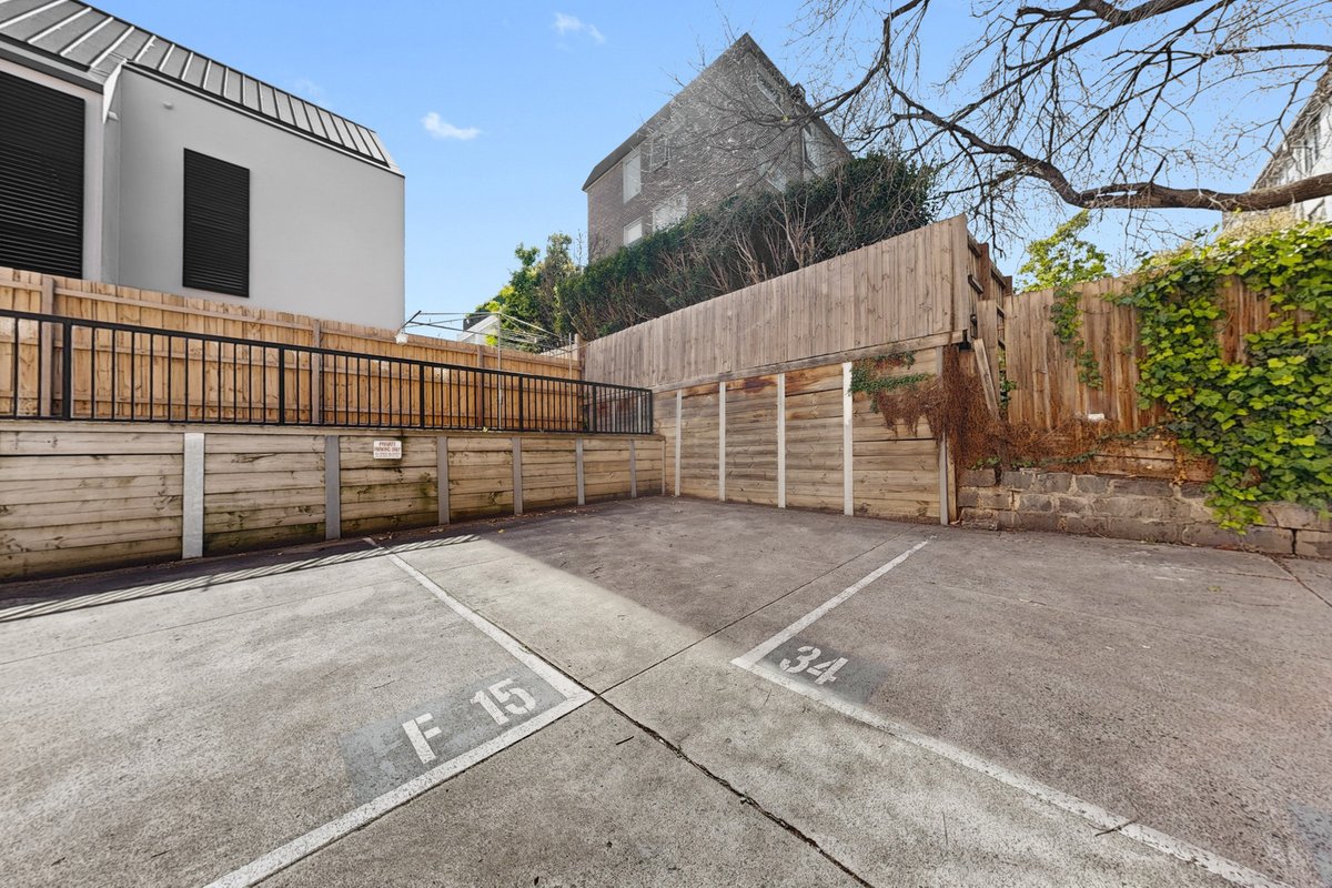 11 / 22A Rockley Road SOUTH YARRA - Residential for lease