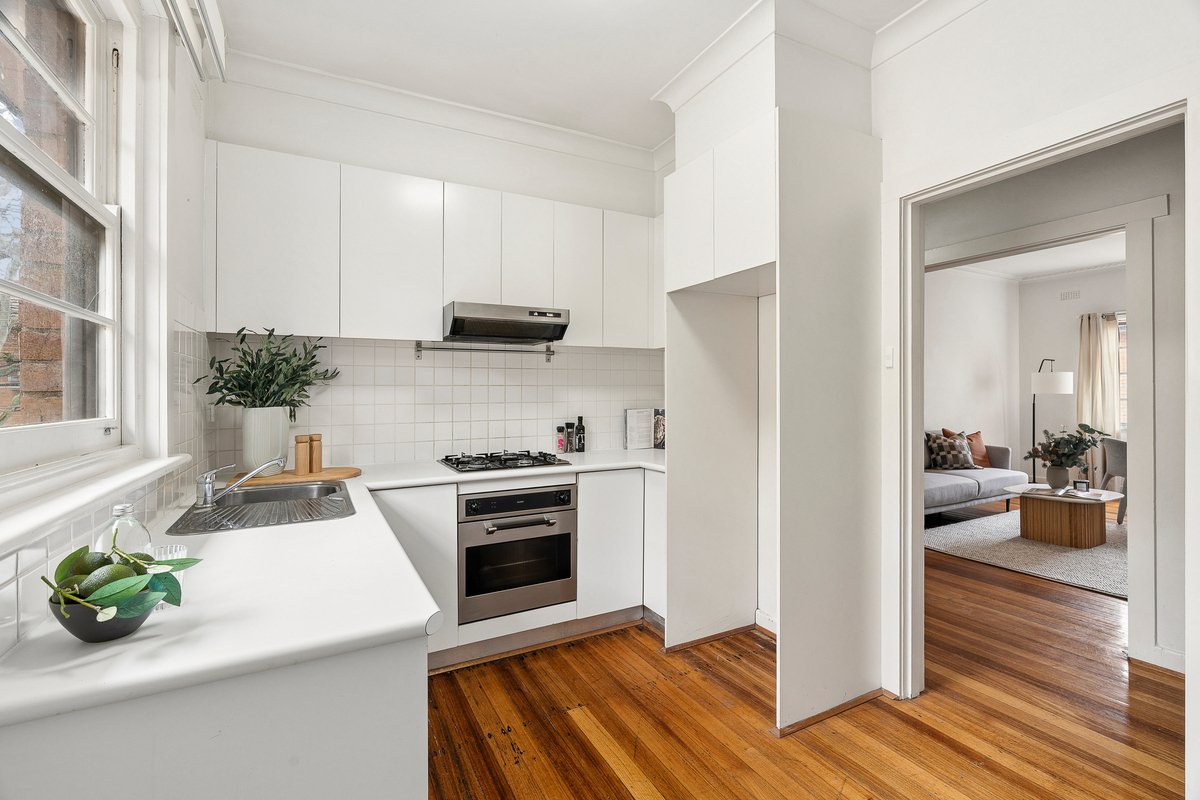 11 / 2A Ravens Grove St Kilda East - Residential for sale