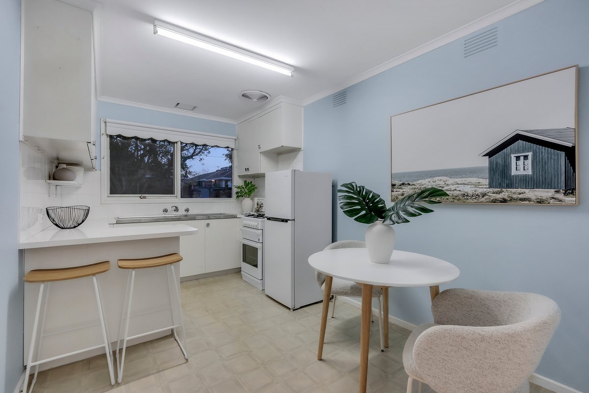 1 / 13 Argus Street Cheltenham - Residential for sale