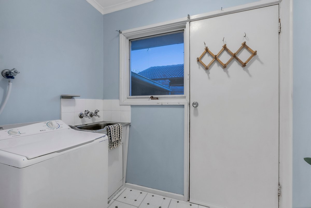 1 / 13 Argus Street Cheltenham - Residential for sale