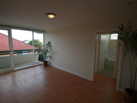 11 / 3 Gordon Street FOOTSCRAY - Residential for sale