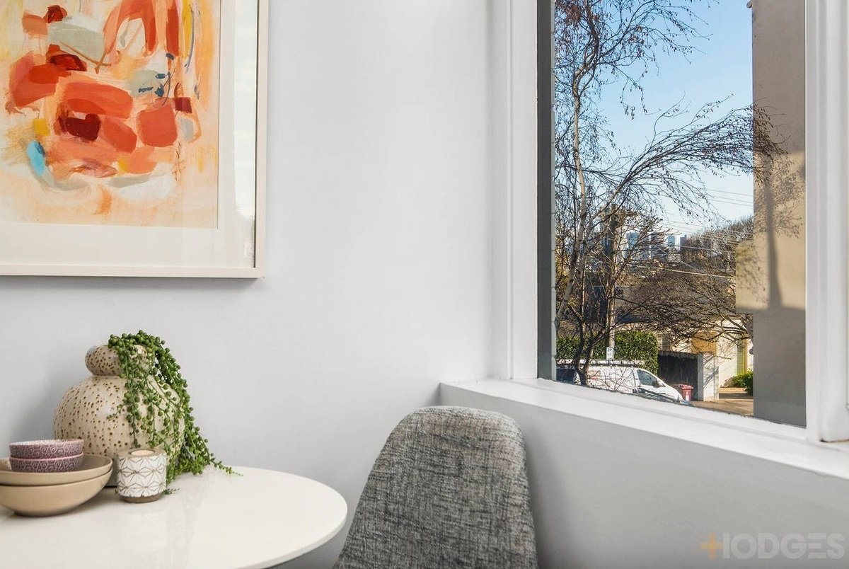 11 / 34 Mathoura Road Toorak - Residential for lease
