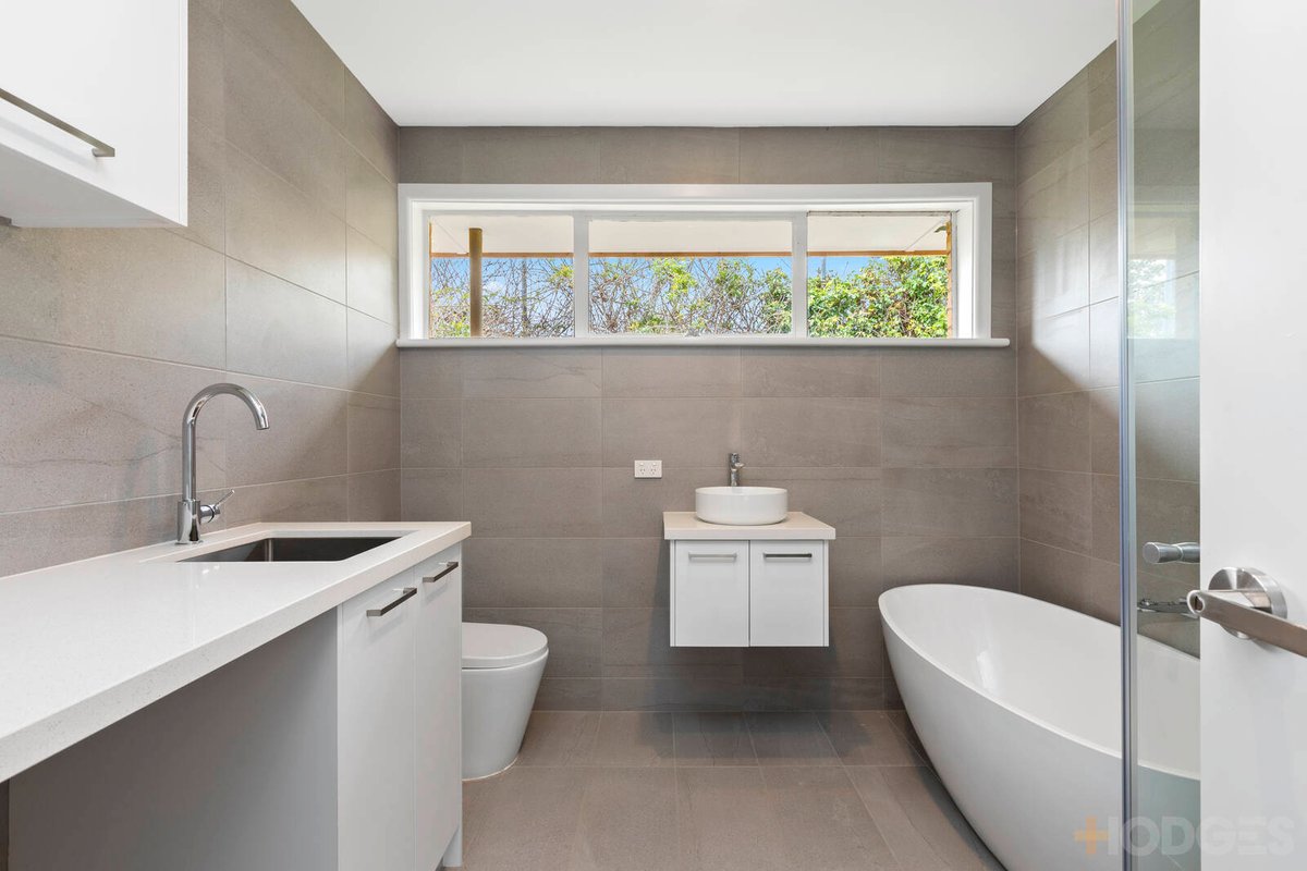 11 / 39 Holyrood Street Hampton - Residential for sale