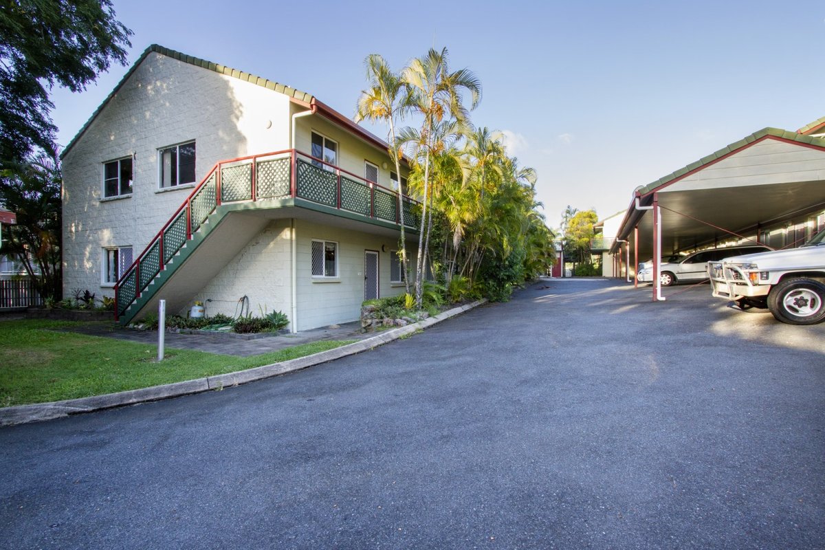 1/14 Island Drive, CANNONVALE QLD 4802