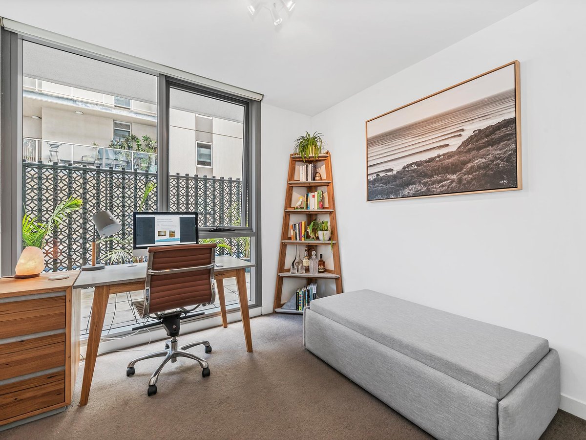 114 / 101 Bay Street PORT MELBOURNE - Residential for sale