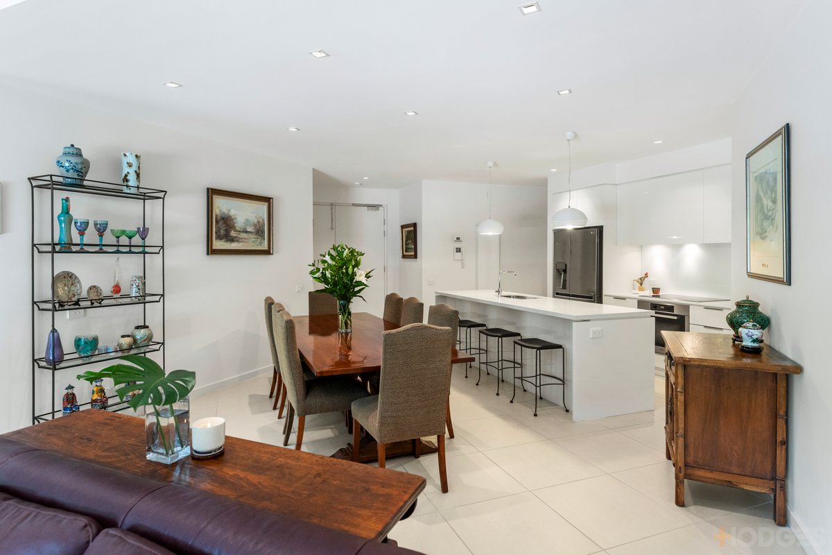 1 / 15 Beach Road Hampton - Residential for sale