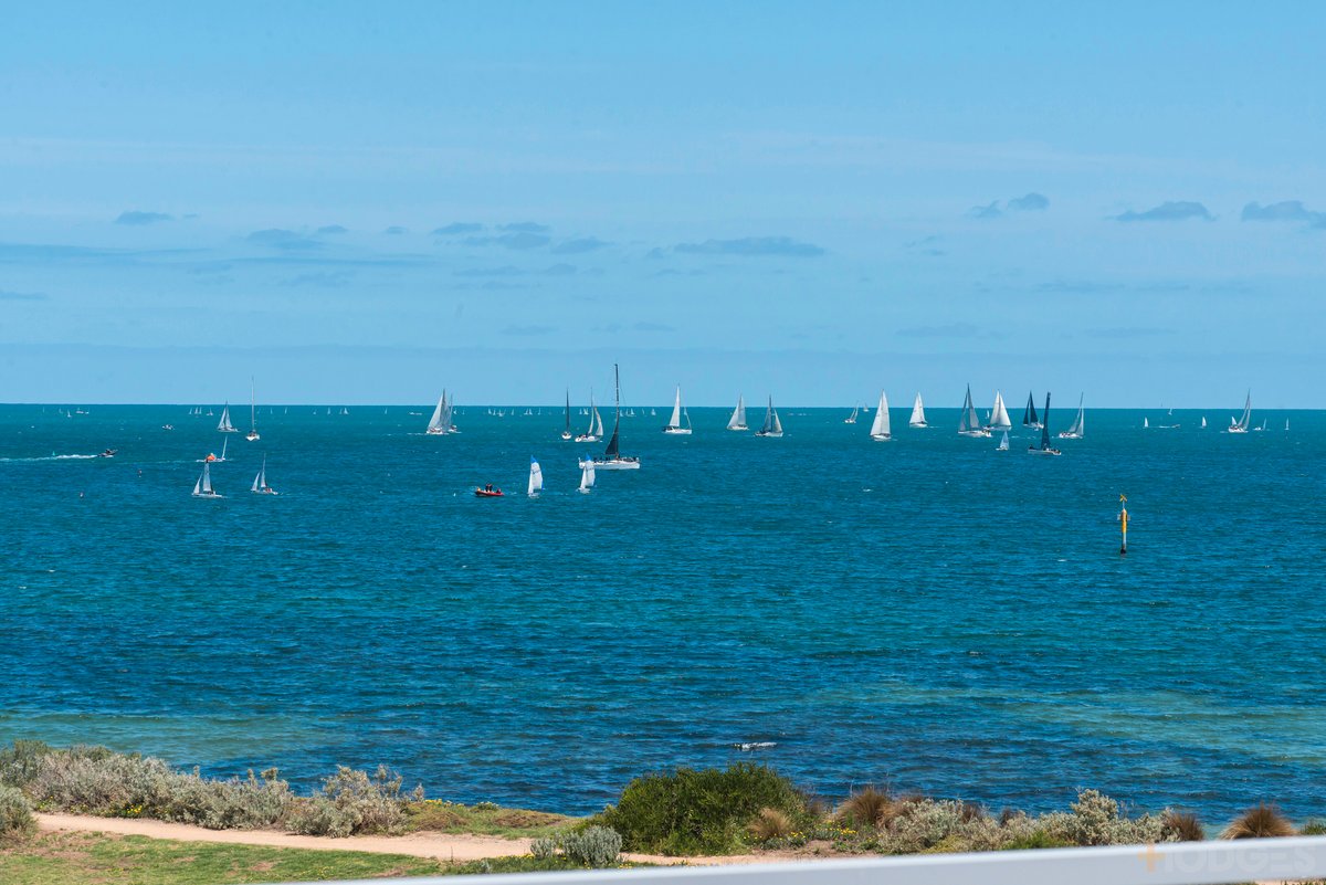1 / 15 Beach Road Hampton - Residential for sale