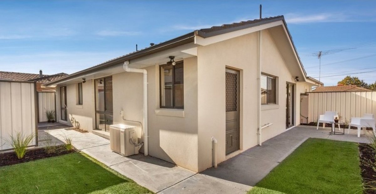 1 / 16 Bottlebrush Drive Hoppers Crossing - Residential for sale