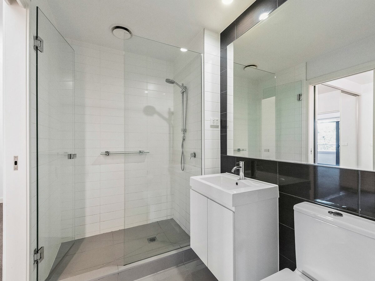 116 / 270 High Street PRAHRAN - Residential for lease