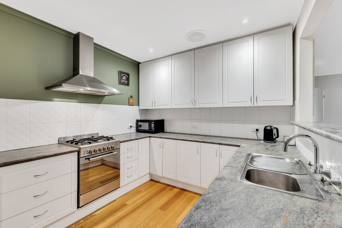 1 / 164 Charman Road Mentone - Residential for sale