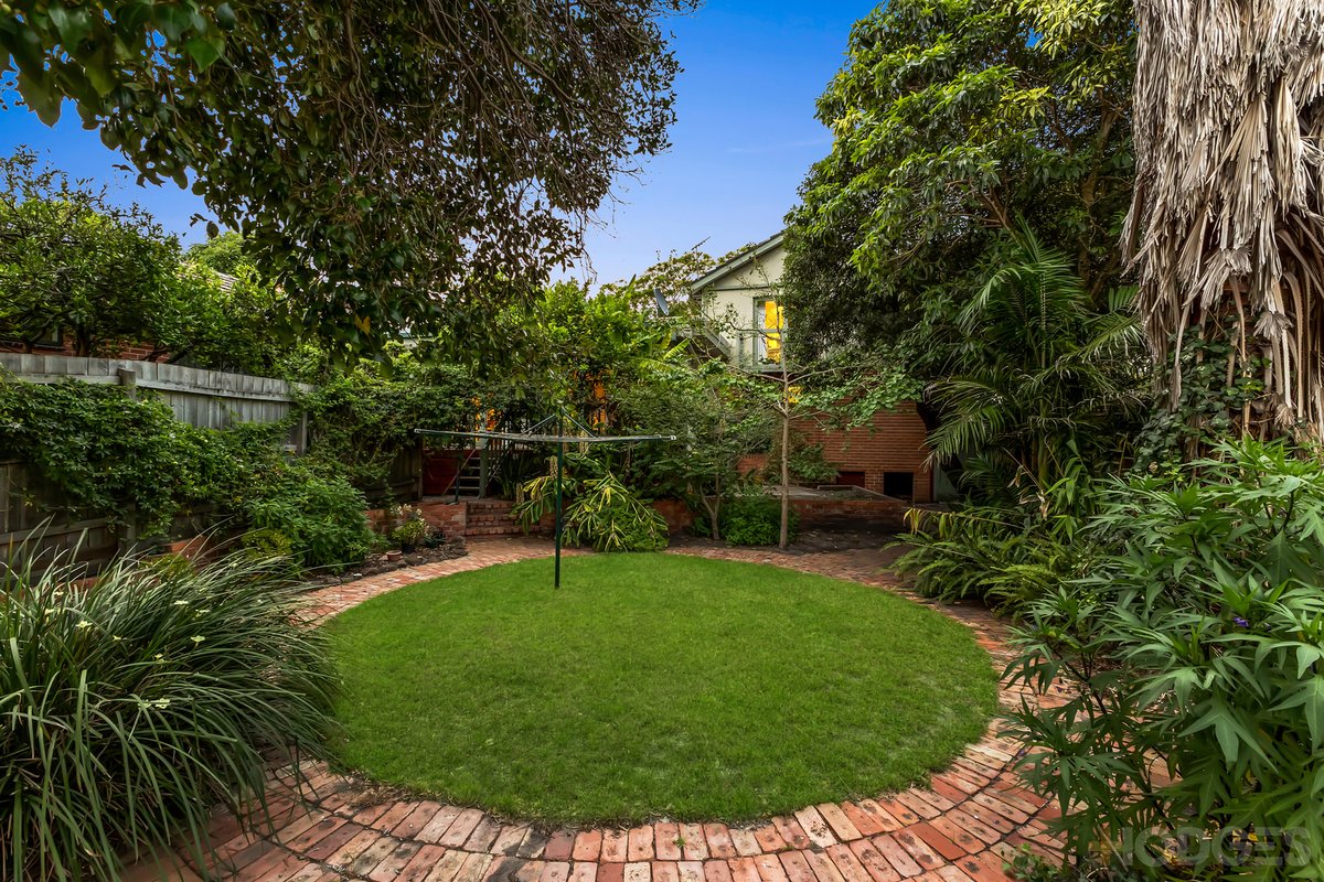 1 / 164 Charman Road Mentone - Residential for sale