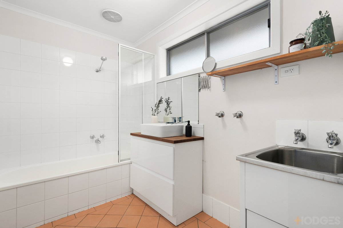 1 / 17 Beaumaris Parade Highett - Residential for sale