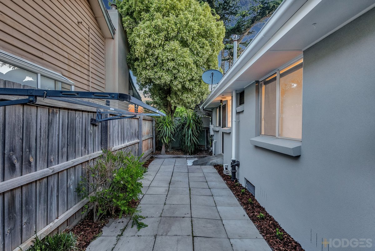 1 / 17 Cedric Street Parkdale - Residential for sale