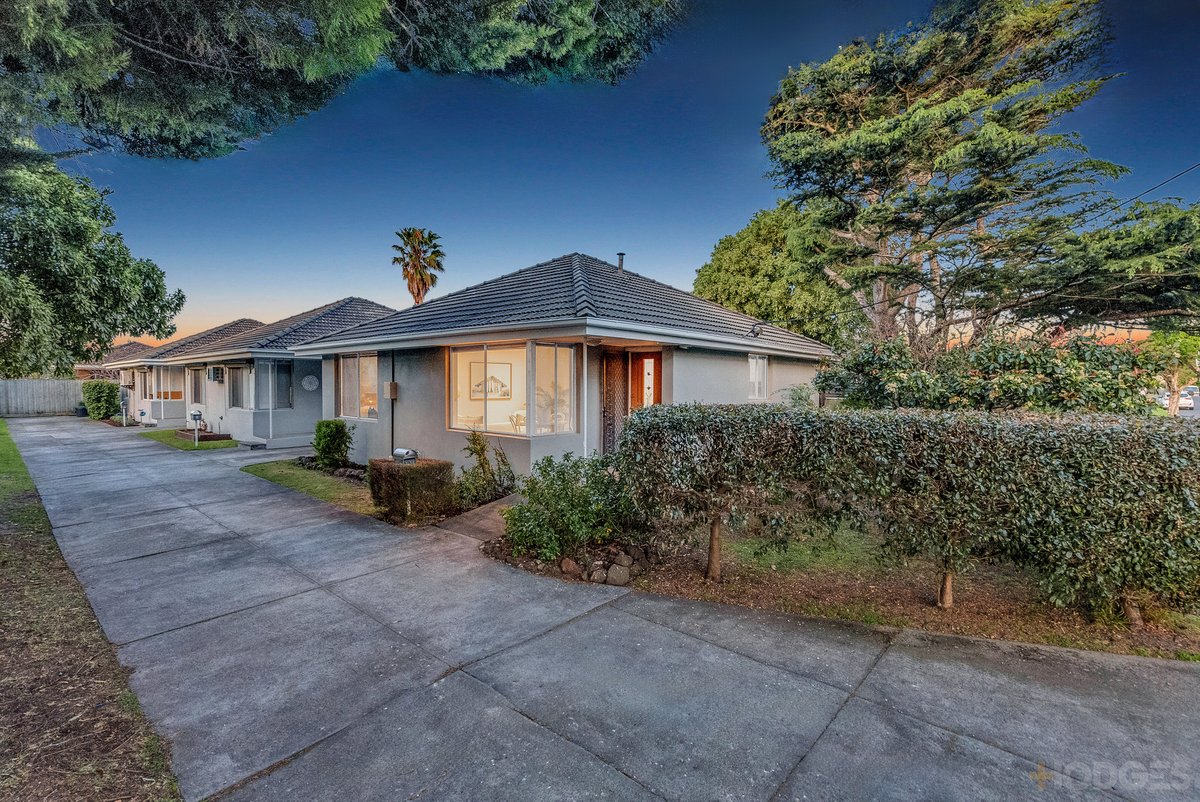 1 / 17 Cedric Street Parkdale - Residential for sale