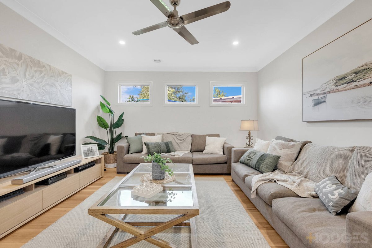 1 / 17 Eveline Avenue Parkdale - Residential for sale