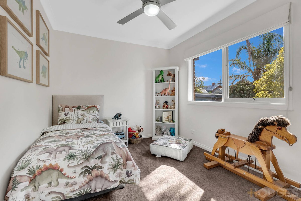 1 / 17 Eveline Avenue Parkdale - Residential for sale