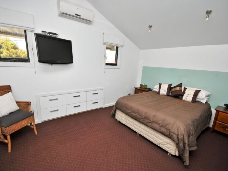 1 / 17 Hotham Street SEDDON - Residential for sale