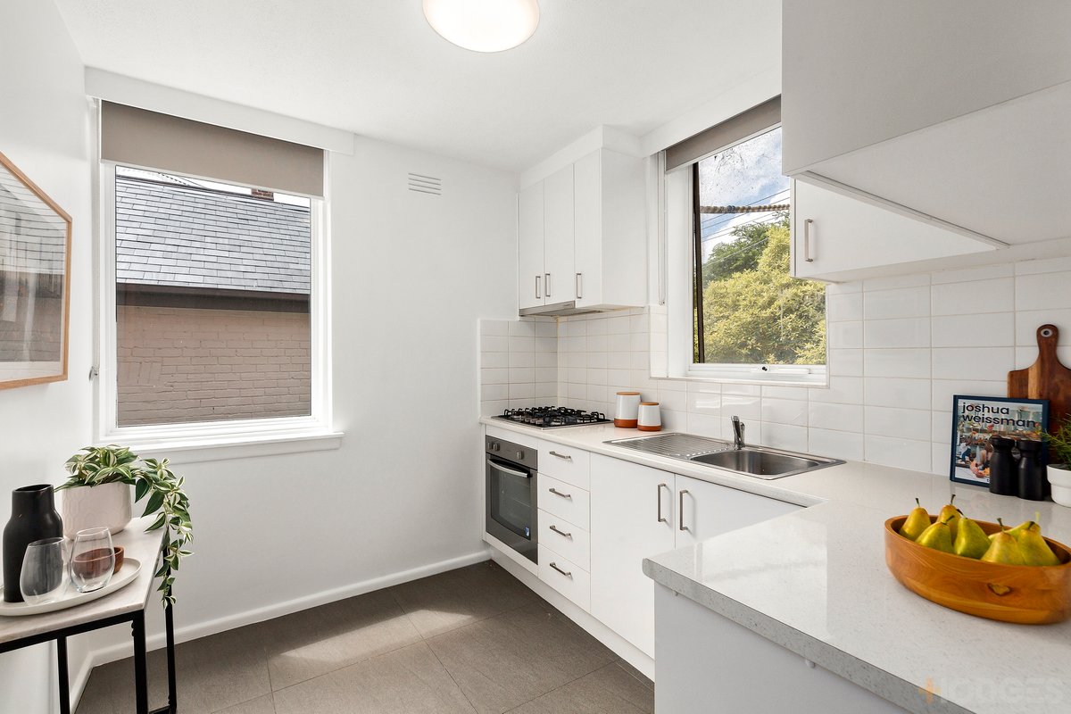 1 / 17 Howitt Street South Yarra - Residential for sale