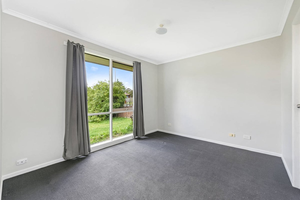 117 Monahans Road Cranbourne West - Residential for sale