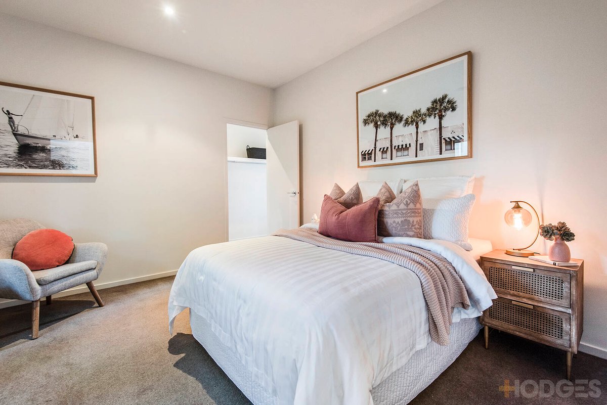 1 / 17 Tulip Grove Cheltenham - Residential for sale
