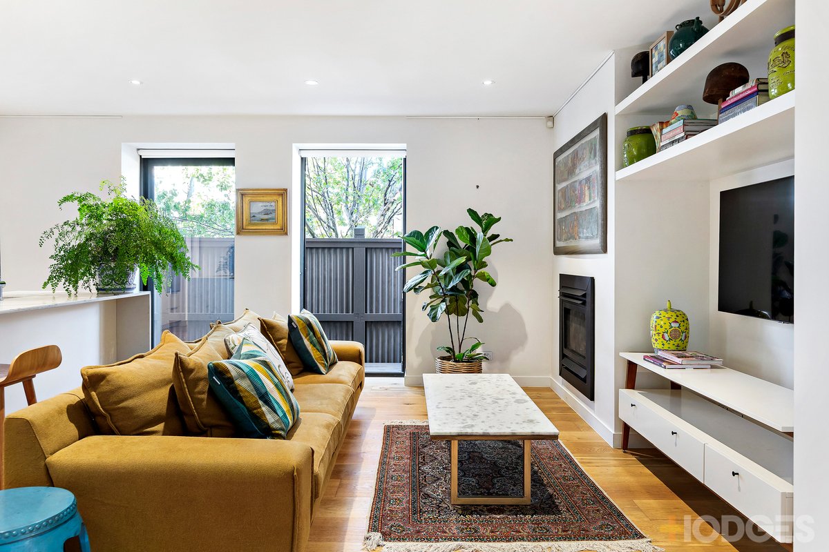 1 / 17 Warriston Street Brighton - Residential for sale