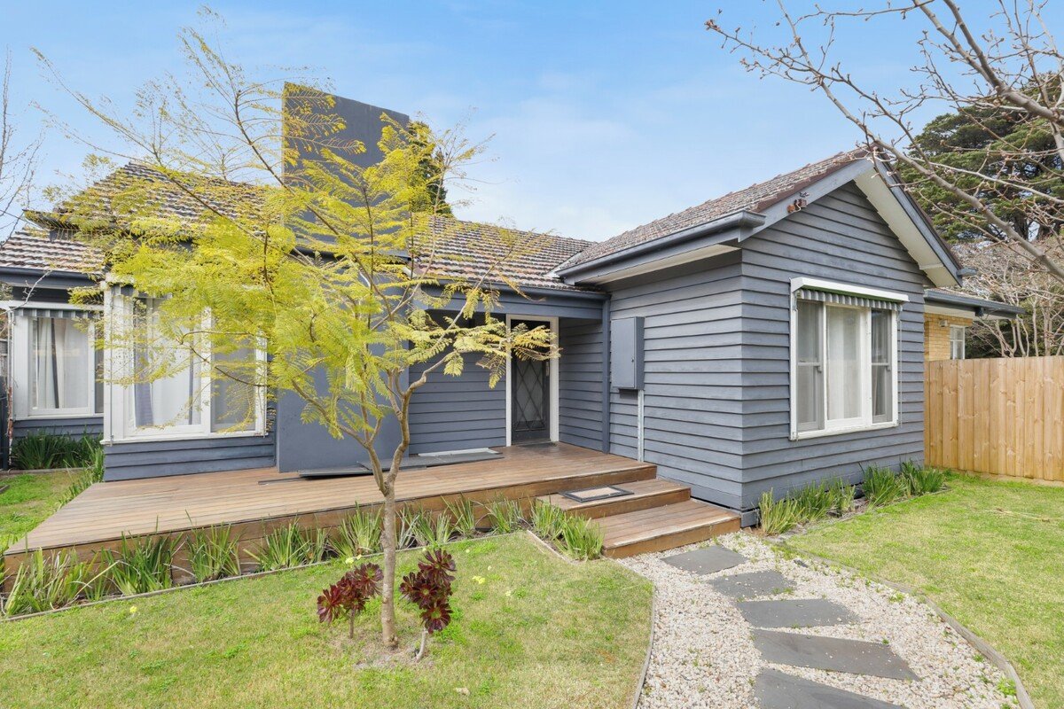 1 / 174 Reserve Road Beaumaris - 3 bedroom property